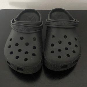 Black Crocs